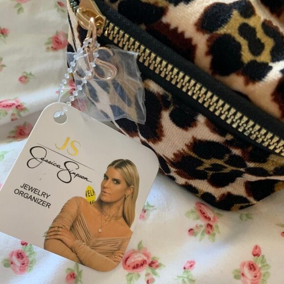 Jessica Simpson Jewelry Organizer - Picture 2 of 4